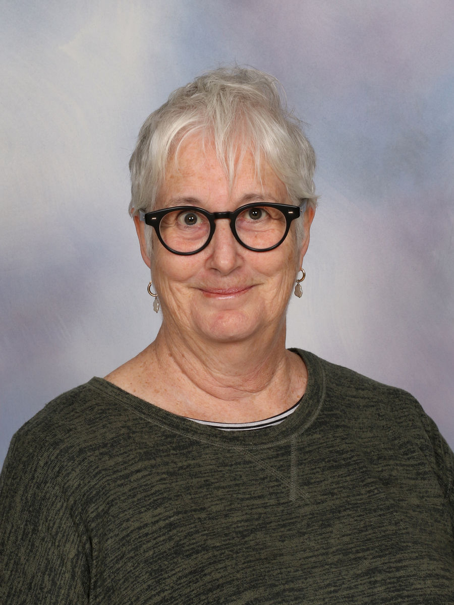 Marianne Robertson